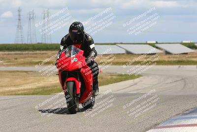 media/Apr-26-2024-TrackDaz (Fri) [[c4b677d280]]/B Group/120pm (Wheelie Bump)/
